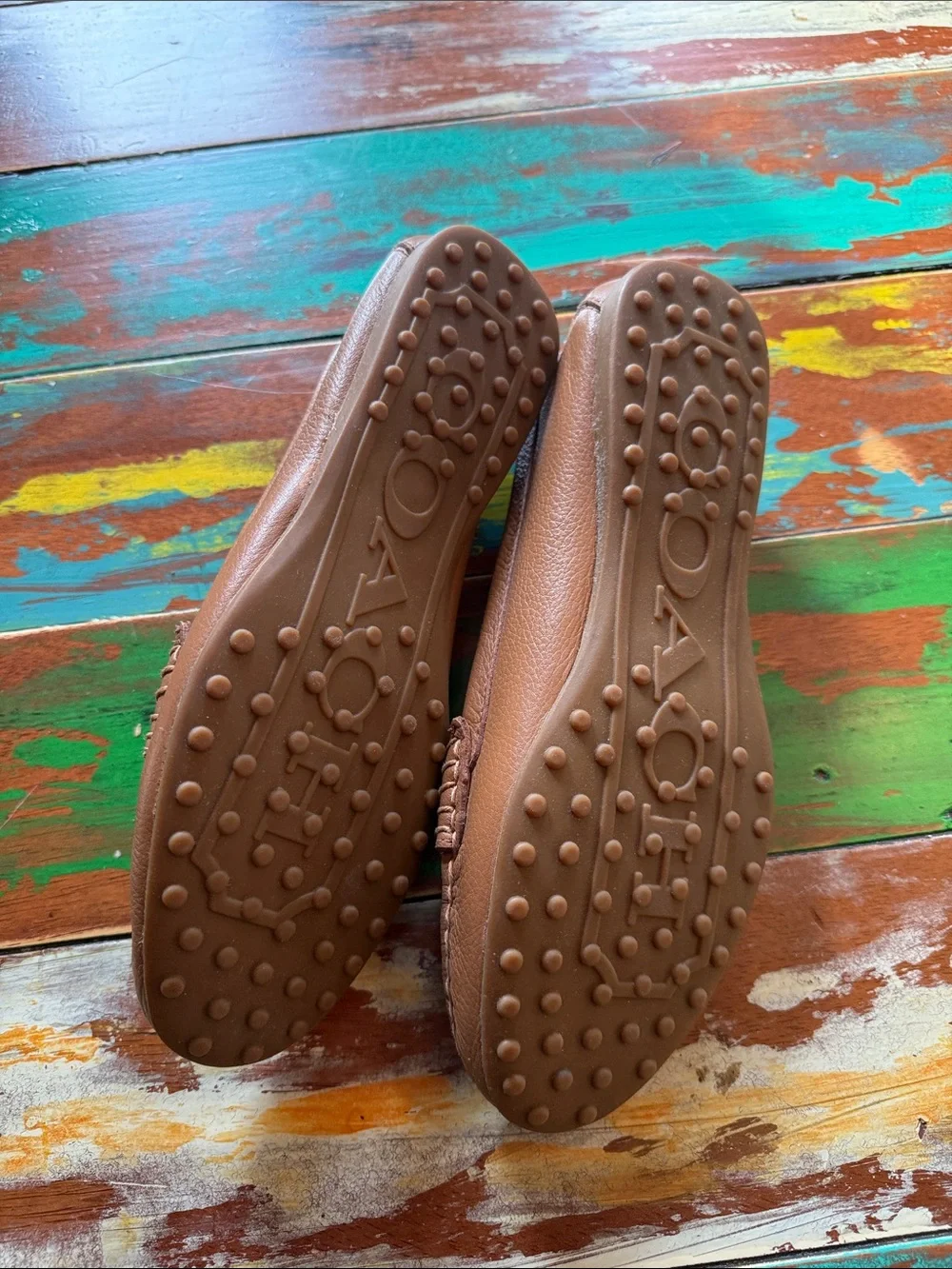 Coach Tan Leather Women’s Fredrica Loafers with Gold Hardware Size 7 Saddle Tan - Picture 11 of 13